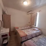 Amina River Appartement *