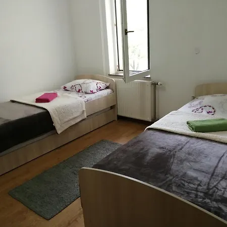 Amina River Apartment Bihać
