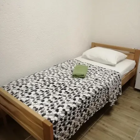 أمينة ريفر بيهاتش
