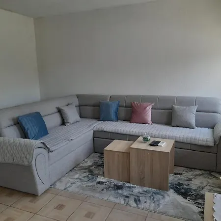 Apartment Amina River