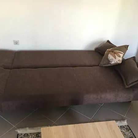 Amina River Apartment