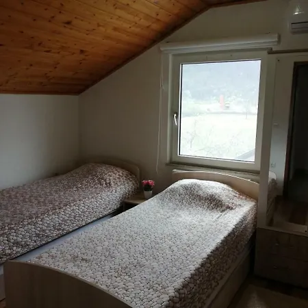 Amina River Apartment