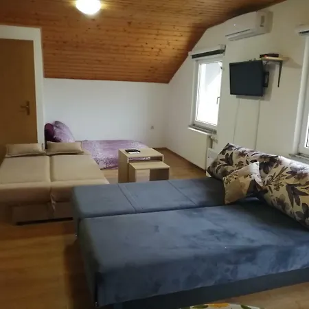 Apartment Amina River