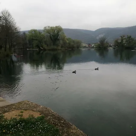 Amina River 아파트 Bihać