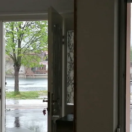 Apartment Amina River