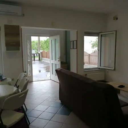 Amina River Apartment